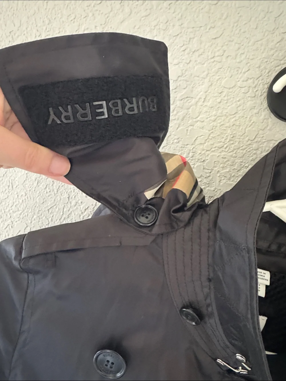 Burberry Black Trench Coat - Picture 10 of 17